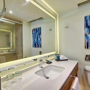 Diamond Oceanfront Junior Suite